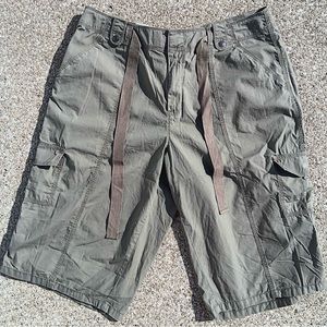 NWT Sonoma Shorts Size 16W in Autumn Gray